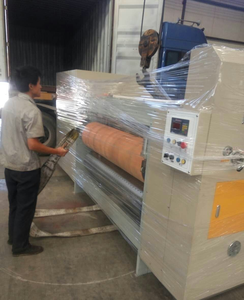 Machine entièrement automatique électrique pour la fabrication de boîtes à pizza en carton ondulé avec alimentateur à bords et découpeuse rotative - Product Image 3