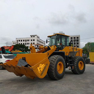 รถตักล้อยาง SDLG 956l สภาพดีเยี่ยม ยี่ห้อจีน ชั่วโมงการทำงานต่ำ รุ่น Sdlg 953 956 936 รถตักล้อยาง 5 ตัน - Product Image 4