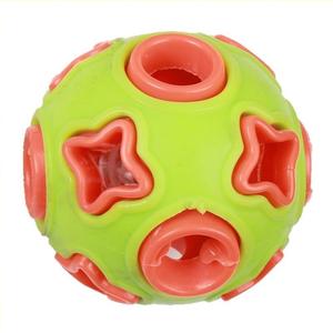 Balle à mâcher durable pour chiens, best-seller, un jouet interactif pour animaux de compagnie qui sonne, s'illumine et aide à la dentition - Product Image 1