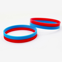 Échantillon Gratuit Meilleurs Cadeaux Promotionnels Nouveau Design Bracelet en Silicone Superposé Étanche Fait Main Couleurs Personnalisées Disponibles pour Noël