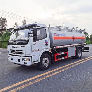 รถบรรทุกน้ำมันดีเซลพรีเมียม DONGFENG 8CBM 10CBM รถบรรทุกถังน้ำมันเคลื่อนที่สำหรับการขนส่งสารอันตราย - Product Image 2