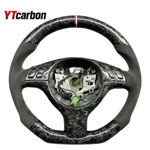 YTcarbon, directo de fábrica, venta al por mayor, <span class=keywords><strong>volante</strong></span> de rendimiento de cuero completo estilo <span class=keywords><strong>M</strong></span> para M3 M5 E46 E39 X5 E53 Z3 <span class=keywords><strong>E36</strong></span> - Product Image 5