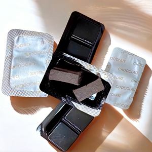 Le chocolat pur au cacao soyeux favorise la santé intestinale et le système immunitaire. Les hommes de 12 kg n'ont pas besoin de faire une cure diététique - Product Image 6