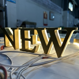 Nhà Máy Tùy Chỉnh Vàng Chải Thép Không Gỉ Cử<span class=keywords><strong>a</strong></span> Hàng Thương Hiệu Tên Thư 3D Backlit LED Biểu Tượng Dấu Hiệu Không Thấm Nước Thân Thiện Với Môi - Product Image 5