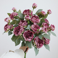 Fleurs artificielles de rose thé à trois têtes, style français, à bords brûlés, vintage, pour la décoration de la maison, du salon et de la table à manger, fleur haut de gamme