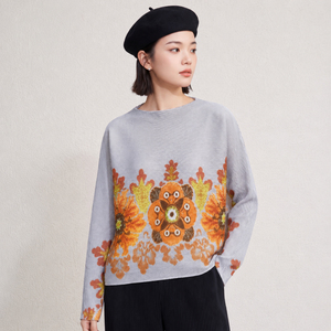 Kadın Sanatsal Çiçek Baskılı Pileli Üst Yuvarlak Yaka Uzun Kollu Yatay Pileli Bluz Zarif Miyake Tarzı Moda Gömlek - Product Image 4