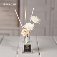 Diffuseur de parfum d'ambiance en verre carré à bâtonnets, huiles essentielles naturelles, mini 50ml, désodorisant pour la maison et décoration de mariage