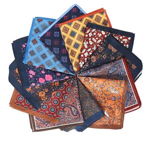 Écharpe carrée tendance en soie 100% à carreaux, impression numérique personnalisée 30*30 cm - Product Image 1