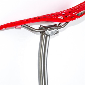 Titane personnalisé Accessoires <span class=keywords><strong>De</strong></span> Vélo Titane Offset <span class=keywords><strong>Selle</strong></span> Brompton Vélo <span class=keywords><strong>tige</strong></span> <span class=keywords><strong>de</strong></span> <span class=keywords><strong>Selle</strong></span> 8 Forme - Product Image 3
