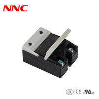 NNC Clion NNG1-1/032F-38 Relais Statique Monophasé Miniature avec Dissipateur Thermique Scellé en Alliage d'Argent AC/DC de Protection 10-100A Faible CE