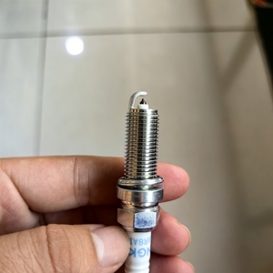 Suku cadang mesin motor baja Asli NGK Candle 6706 LKAR8AI-9 untuk KTM 450SMR 2013- 450CC - Product Image 6