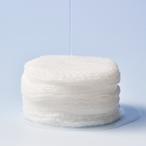 Discos Tónicos AVCA con Ácido Hialurónico de Bajo Peso Molecular y Ácido Hidroxiacético con Niacinamida para Hidratación Profunda y Cuidado de los Poros 150ml 60 unidades - Product Image 5