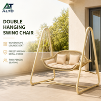 Fauteuil suspendu double moderne et durable pour l'extérieur, avec support en acier allié et hamac en corde tressée, idéal pour patio, jardin, balcon