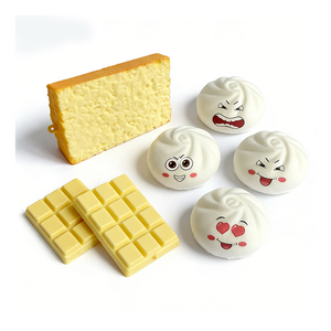 Ensemble de jouets anti-stress en mousse PU à remontée lente, à presser à la main, relaxants, en forme de nourriture mignonne (beurre, chocolat, pain, boulette) - Product Image 5