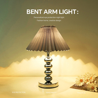 Lampe de bureau de style européen et américain, post-moderne, nordique, de luxe, pour chambre à coucher, dortoir, salle d'étude