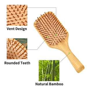 Cepillo de masaje para el cuero cabelludo de madera y bambú con cojín de aire, ecológico, grande, desechable, de fábrica al por mayor - Product Image 2