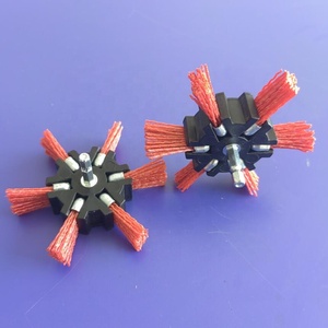 <span class=keywords><strong>Brosse</strong></span> à lamelles en <span class=keywords><strong>nylon</strong></span> rouge 100 mm, qualité industrielle, fonction de polissage avec <span class=keywords><strong>perceuse</strong></span> électrique, personnalisable OEM, poils abrasifs - Product Image 3