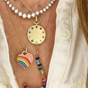 Collier personnalisé arc-en-ciel avec pendentif cœur et yeux maléfiques en zircon CZ - Product Image 4