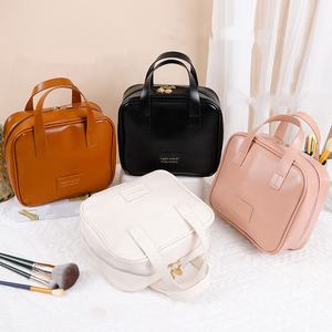 Vente en gros de sacs à cosmétiques à manche carré, voyage pour femmes, organisateur de maquillage portable, sacs à cosmétiques de luxe pour femmes, <span class=keywords><strong>pochette</strong></span> de maquillage - Product Image 1