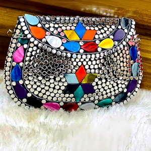 Pochette à bandoulière géométrique en résine BAGJ-METAL 3202D – Soirée, Mariage, Grande Capacité, Chaîne, Multicolore, Diamants en Goutte d'Eau, Argent - Product Image 1
