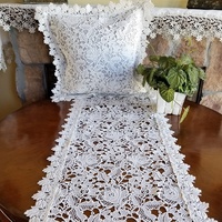 Chemin de table en dentelle brodée végétale 100% polyester pour les mariages