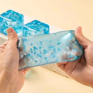 Jouet à presser en forme de cube de maltose, blocs de flocons de neige en plastique souple à rebond lent, anti-stress, cadeau de fête - Product Image 4