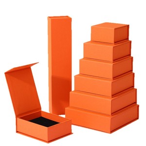 Cajas Rígidas de Alta Gama para Joyería con Cierre Magnético Reciclable, Papel de Arte Premium con Barnizado y Laminación Brillante - Product Image 2