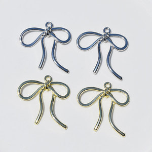 Pendentif nœud géométrique irrégulier en alliage de zinc plaqué or et argent, pour chaîne de téléphone DIY et breloque de sac, Été 2024, Origine Jinhua - Product Image 3