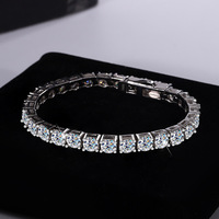 Bracelet chaîne à griffes entièrement serti de diamants de haute qualité pour femme, bijoux fins d'été exquis, bracelets tennis en moissanite pour femme, cadeaux