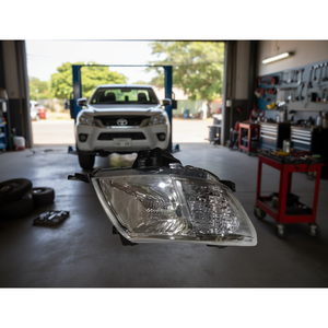 Nuevo Faro Halógeno para Toyota Hilux Vigo 12V Lado Izquierdo, Pieza de Repuesto Compatible con Modelos FAW y JP - Product Image 1