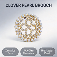 Broche personnalisée en alliage de zinc durable, écologique, sans nickel, avec trèfle à quatre feuilles creux, ornée de perles et de strass, pour femme