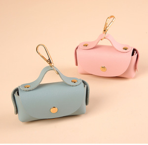 Baru tas kotoran hewan peliharaan tahan air kulit PU Dispenser Logo kustom tempat tas kotoran anjing awet perlengkapan pembersih hewan peliharaan - Product Image 5