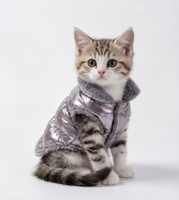 Gilet pour animaux de compagnie en argent métallisé brillant, très vendu en hiver, vêtements chauds pour animaux de compagnie doublés de polaire épaisse pour chiens et chats