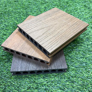 Plancher en composite bois-plastique (WPC) brossé co-extrudé, design moderne, sept trous, pour extérieur, jardin, cuisine, pose facile par clips - Product Image 3