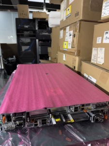 Dell EMC PowerStore 1000T, Dell Technologies, Boîtier de base : 2U, Vingt-cinq emplacements pour disques NVMe 2,5 pouces Dell EMC PowerStore 1000T Dell - Product Image 2