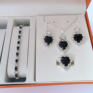 Ensemble de bijoux 4 pièces en forme de goutte d'eau, collier pendentif, boucles d'oreilles pendantes, bague, serti de strass brillants, élégant pour femmes, vente chaude - Product Image 6