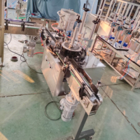 Machine automatique pneumatique de pose de capuchons et d'actionneurs d'aérosols pour emballages en plastique/métal – Nouveauté