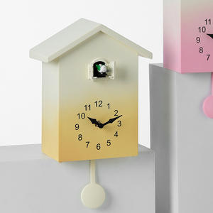 Horloge murale en plastique de style nordique, dégradé vert, en forme de maison, avec coucou et petit oiseau qui chante à l'<span class=keywords><strong>heure</strong></span> T62 - Product Image 3