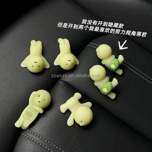 PM más Popular Original Sonny Angels Smiskis Hipperss serie lindo luminoso coche adornos caja ciega juguete para regalo - Product Image 3