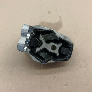 ชุดยางรองแท่นเครื่องยนต์ 11360-6RC0B สำหรับรถยนต์นิสสัน โร้ก T33 - Product Image 3