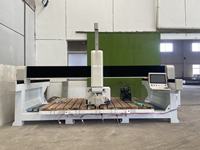 Machine de découpe à pont 4 axes 4+3 ZEUS, scie CNC pour pierre, granit, marbre, moteur 15KW, boîte de vitesses, pompe, roulement, moteur personnalisé