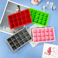 Offre Estivale : Bac à Glaçons Carrés en Silicone Réutilisable, Sans BPA, Qualité Alimentaire, avec Logo Personnalisé, Empilables