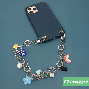 Kawaii Mushroom arcoíris flor pedante cadena corta <span class=keywords><strong>de</strong></span> Metal lindo teléfono correa <span class=keywords><strong>de</strong></span> mano Y2k encantos <span class=keywords><strong>de</strong></span> teléfono para fundas <span class=keywords><strong>de</strong></span> teléfono - Product Image 2