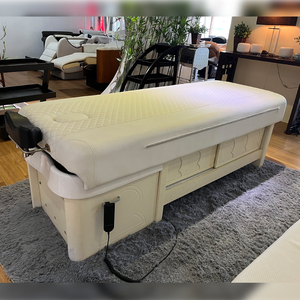 Lit de shampooing électrique moderne WoodHeat pour salon de beauté et spa avec lavabo en céramique et matelas réglable pour hôtels et salons de beauté - Product Image 1