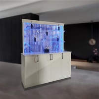 Bar lounge sur mesure design aquarium LED acrylique bulle d'eau étagère murale et présentoir à vin