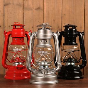 Lámpara de Queroseno Vintage, Lámpara de Huracán de Hierro y Vidrio, Lámpara de Aceite Retro Portátil para Colgar en Exteriores, para Decoración de Jardín - Product Image 1