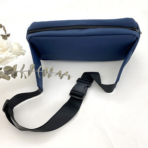 Riñonera personalizada para hombre y mujer, Cangurera impermeable negra para deportes al aire libre, viajes, senderismo, ciclismo, perro, caminar - Product Image 3