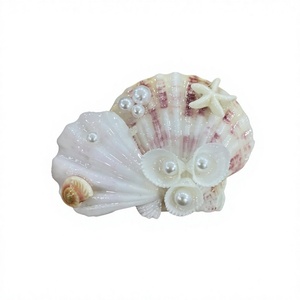 กิ๊บติดผมรูปเปลือกหอยสำหรับเด็กหญิงและสตรีทำด้วยมือจากเวียดนาม - Product Image 1