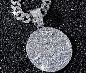 Set di Gioielli Hip Hop Iced Out con Catena Cuban Link in Lega Geometrica e Ciondolo a Disco KING & Corona, Regalo per Rapper - Product Image 5