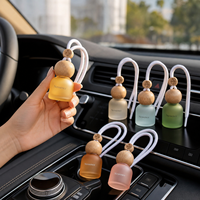 Diffuseurs de parfum pour voiture de luxe en verre, flacons pendentifs désodorisants, logo personnalisé disponible pour la décoration automobile